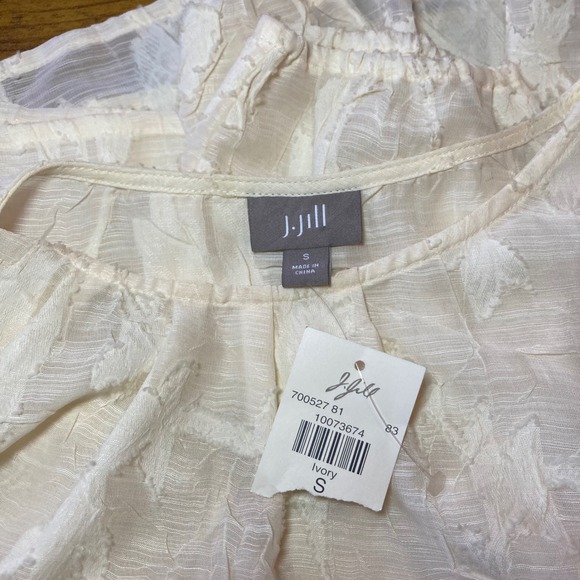 J Jill Ivory Floral Burnout Textured Long Sleeve Blouse Top Size Small NWT - Picture 4 of 8